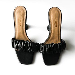 FASHION NOVA Black Spool Heel Square Toe 3 Inch Heel Sandals - Size 6.5